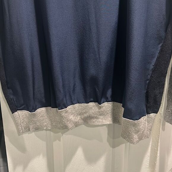Vince Navy/Gray Sweater, Size Small - Picture 4 of 7